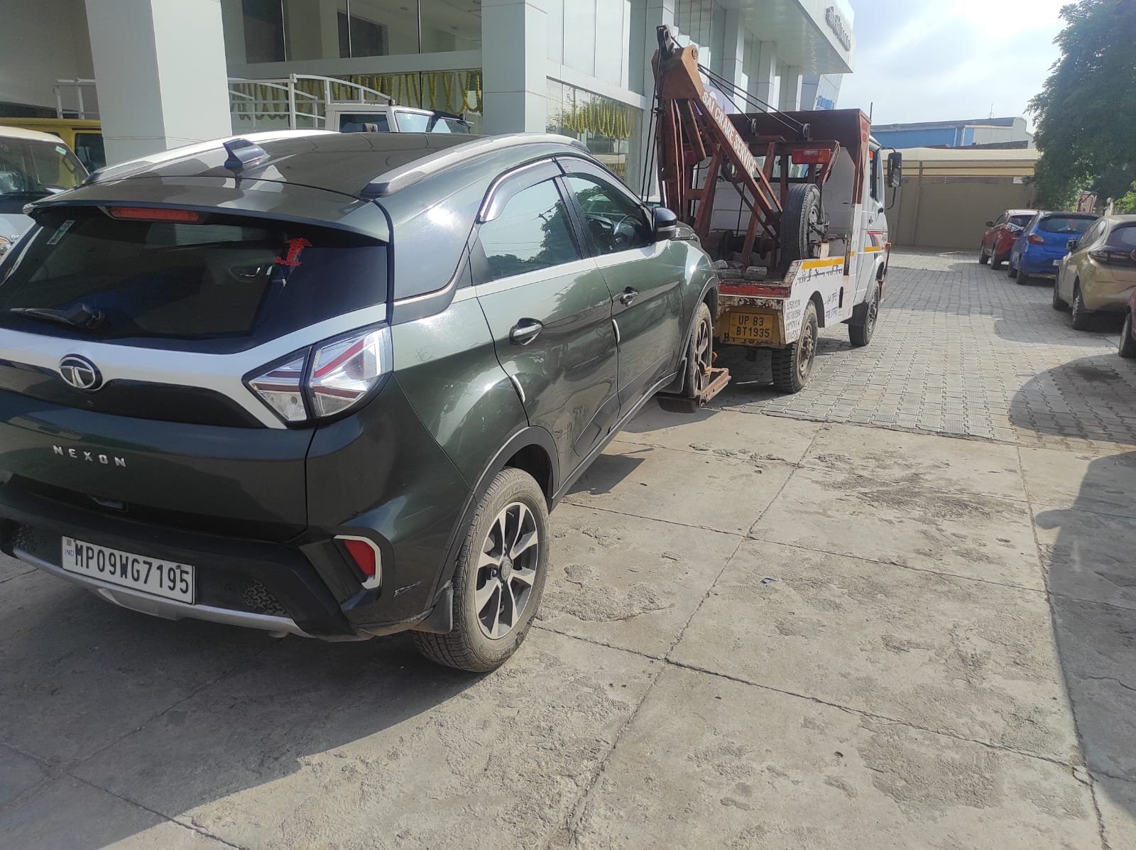 Sai Crane Service Agra - towing and crane work