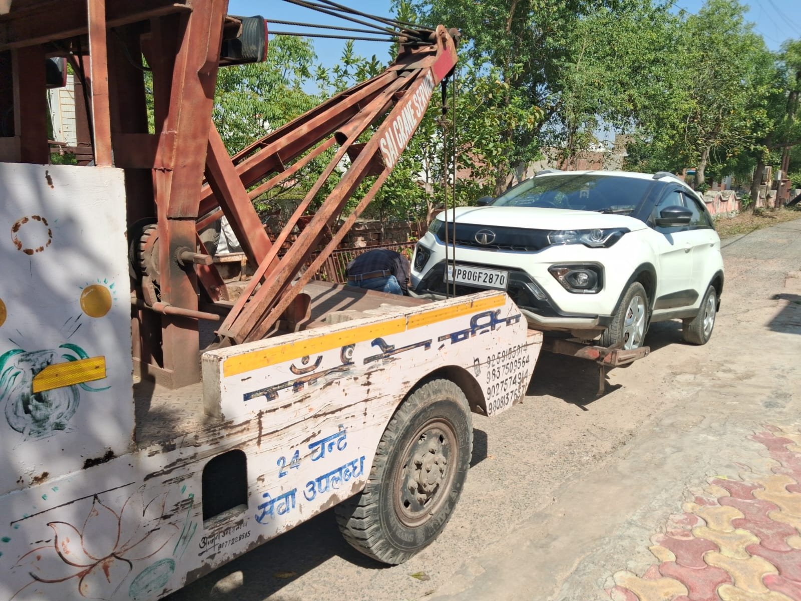 Sai Crane Service Agra - towing and crane work